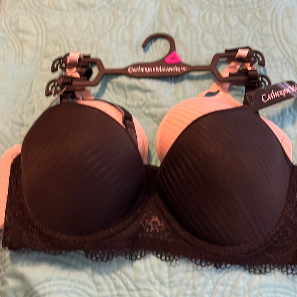NWT Catherine Malandrino 2 pack lace back bra
